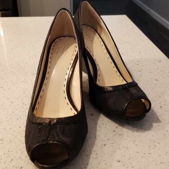 Coach Wedges - Picture 1 of 5